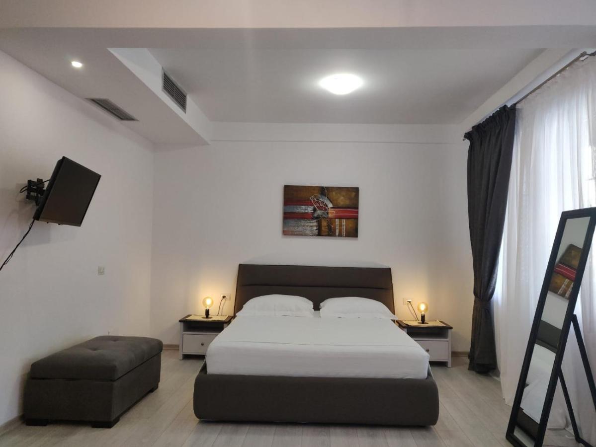 E&A Apartments Guesthouse Durrës 외부 사진